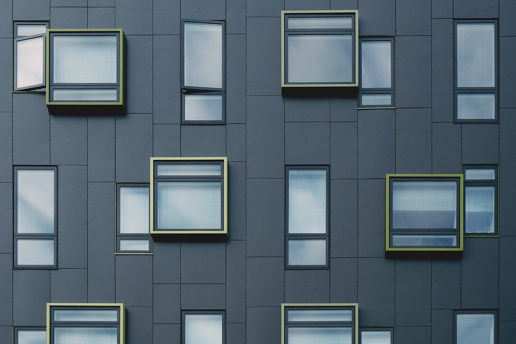 Ventanas de vidrio en Lima